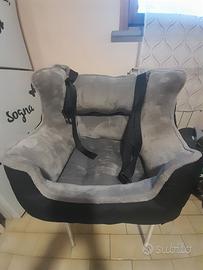 seggiolone per cani auto