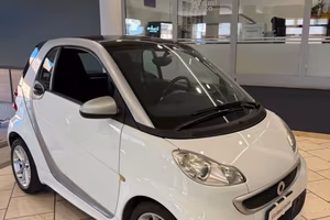 Smart ForTwo 1000 52 kW MHD coupé pure