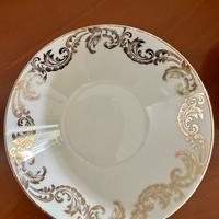 ELEGANTE SERVIZIO VINTAGE CON MOTIVO FLOREALE ORO