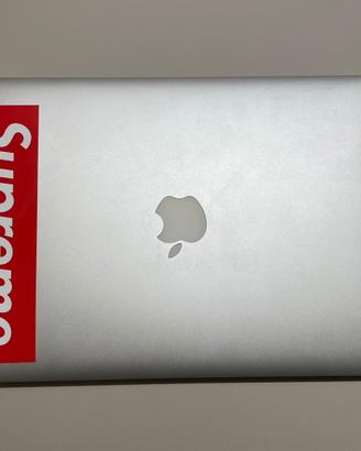 MacBook air 2017 8gb di ram