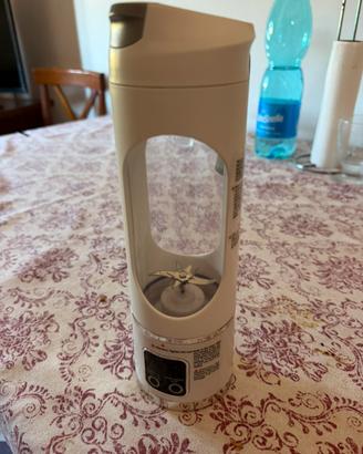 Frullatore portatile e macchinetta da caffè