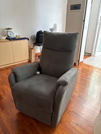 Poltrona relax elettrica Dondi arredamenti 