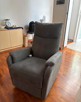 Poltrona relax elettrica Dondi arredamenti 