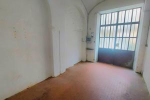 Magazzino uso Deposito interno cortile