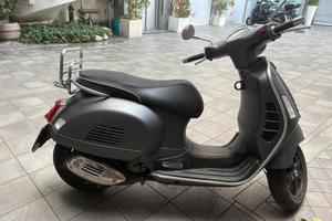 Vespa GTS 300 Super Sport - 07/2021