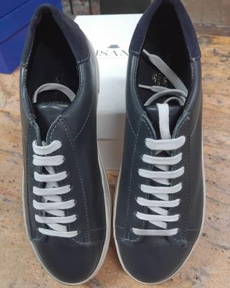 calzature uomo in pelle grigio