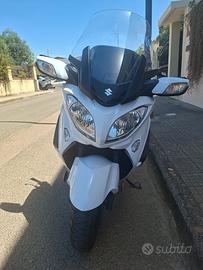 Suzuki Burgman 650