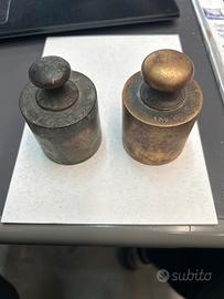 Coppia pesi per bilancia in ottone 1kg vintage