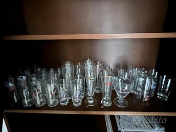 Vari bicchieri per birra