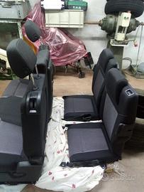 sedili posteriori opel zafira
