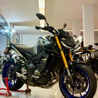 YAMAHA MT-09 SP - VERSIONE SP CON SOSPENSIONI ÖHLI