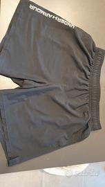 Under Armour shorts pantaloncini taglia L