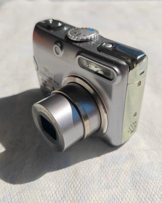 Nikon Colpix P3