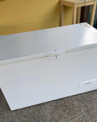 CONGELATORE A POZZETTO INDESIT - 450 Litri