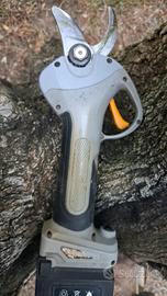 forbici elettrica per potatura Volpi 