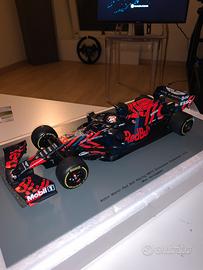 F1 1:18 red bull shakedown