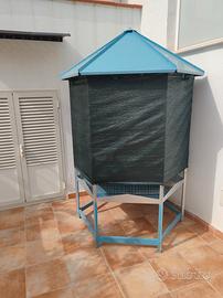 voliera gabbia pappagalli uccelli 