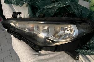 Faro Alfa Romeo Giulia 