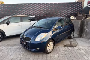 Toyota Yaris 1.3 5 porte Navi