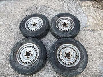 5 Cerchi IN ferro usati vw t3-doka 5,5,x14 5 fori