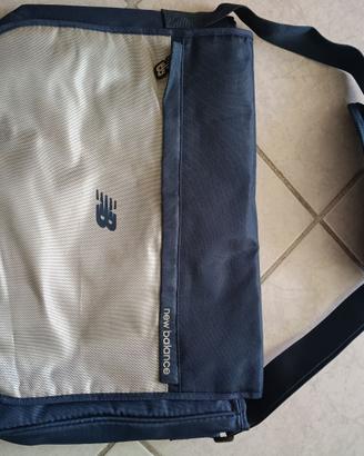 Borsa New Balance documenti PC