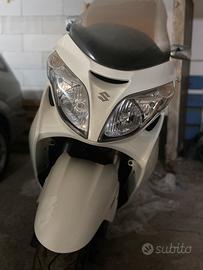 Suzuki Burgman 400
