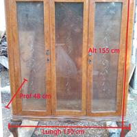 Vetrina primi 900 antiquariato vintage