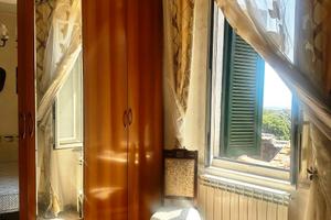 Luminoso appartamento con balcone