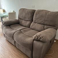 Divano con movimento relax motorizzato