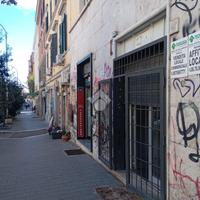 NEGOZIO A ROMA