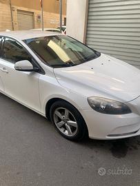 Volvo V40 Diesel usata