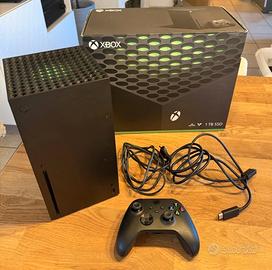 Xbox Series X 1TB con controller e scatola 