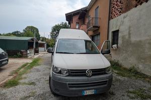 Volkswagen Transporter (Camperizzato)