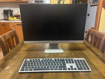 Computer fissi con telecamera e microf integrato