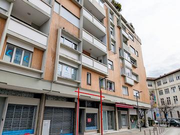 Tc001 ufficio/negozio con scantinato