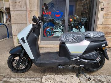 Sym 4micaep formica delivery trasporto