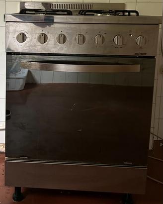 Cucina a gas Jollynox modello CA6631123-07
