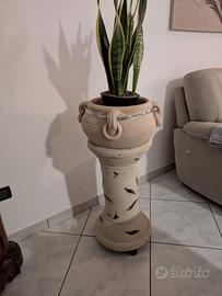 Portavaso in Terracotta con Piedistallo
