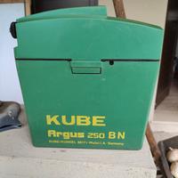 Elettrificatore Kube Argus 250per Recinto Animali 
