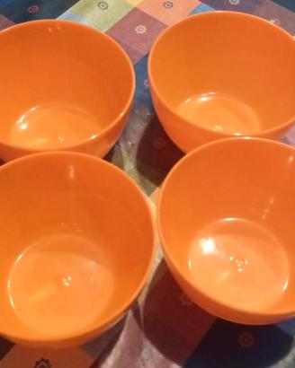 set 4 ciotole in plastica antiurto