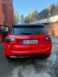 Jepp compass plug in