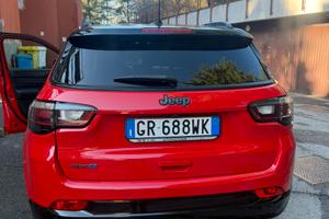 Jepp compass plug in