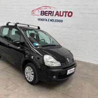 Renault Modus adatta neopatentati