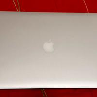 MacBook Pro 15" (2015) - i7 / 16GB / SSD