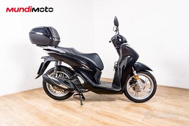 Honda sh Vendita in Moto e scooter in Piemonte