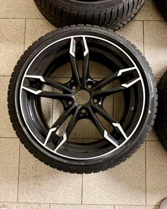 Set 4 cerchi GMP con gomme invernali Pirelli