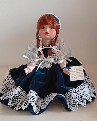 Bambola di porcellana