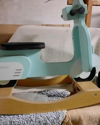 Dondolo in legno Brevi - vespa