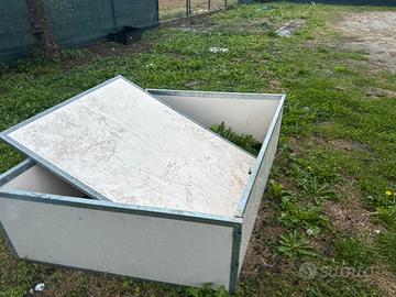 Cassa parto o recinto per cuccioli