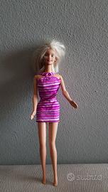 Barbie Riviera vintage con orecchini e vestito